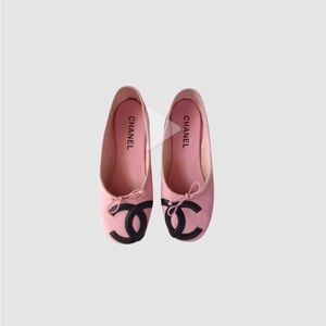 CHANEL Pink and Black Flats ISO
